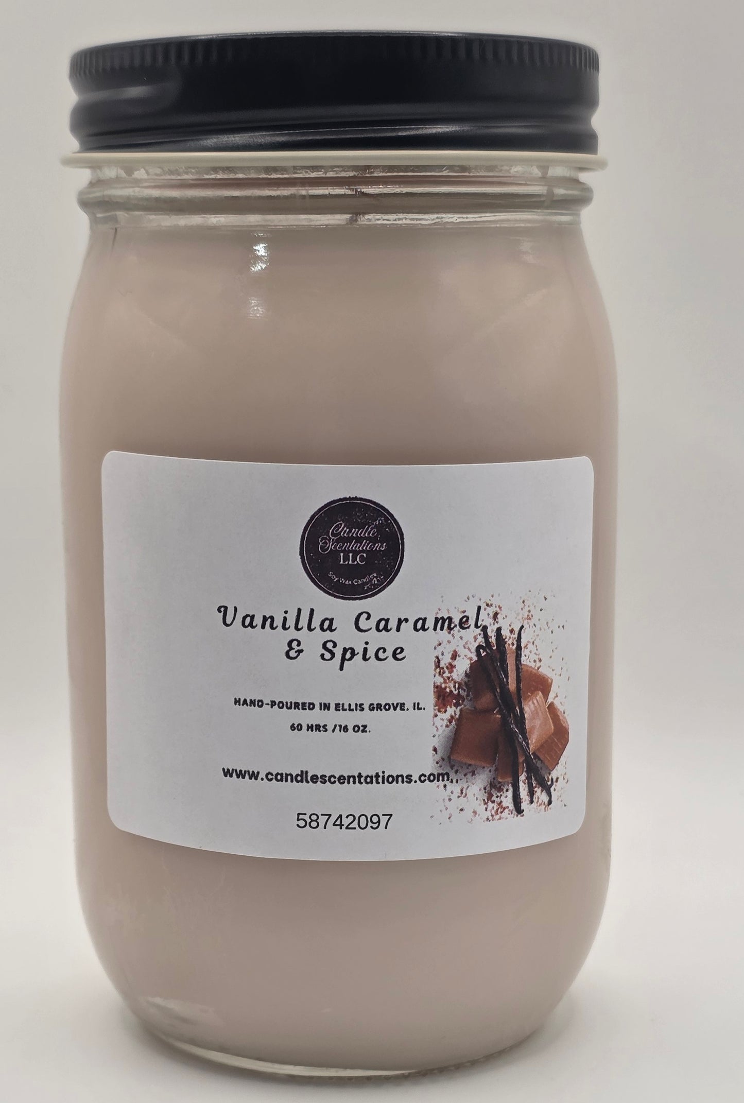 Vanilla Caramel & Spice 16oz. Candle